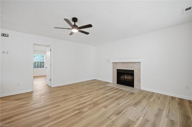 906 Donald WAY, Virginia Beach, VA 23451