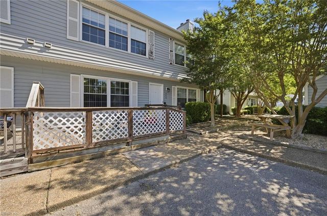 906 Donald WAY, Virginia Beach, VA 23451