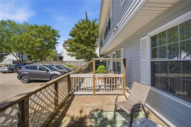 906 Donald WAY, Virginia Beach, VA 23451