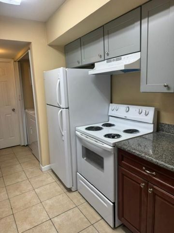 16111 Aspenglenn Drive 611, Houston, TX 77084