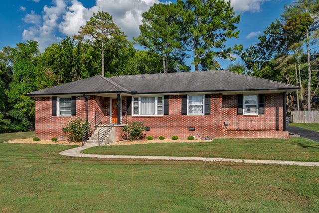 1007 2nd Ave, Fayetteville, TN 37334