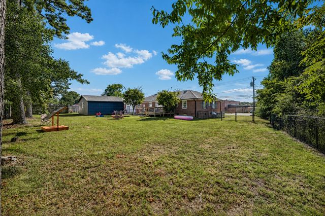 1007 2nd Ave, Fayetteville, TN 37334