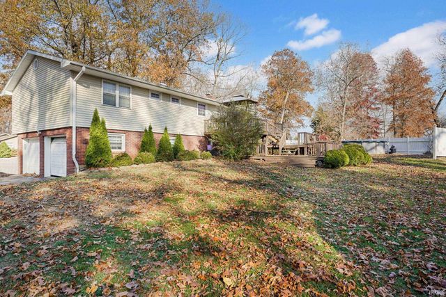 46 Woodlawn Drive, Mitchell, IN 47446