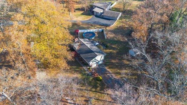 46 Woodlawn Drive, Mitchell, IN 47446