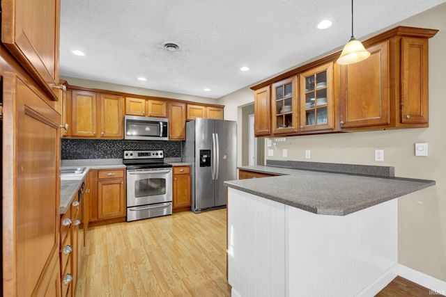 46 Woodlawn Drive, Mitchell, IN 47446