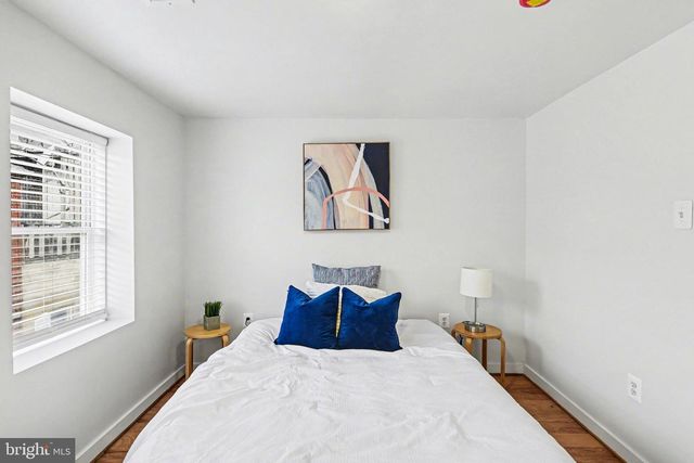 207 S DURHAM ST, Baltimore, MD 21231