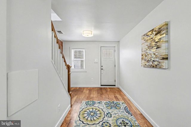 207 S DURHAM ST, Baltimore, MD 21231