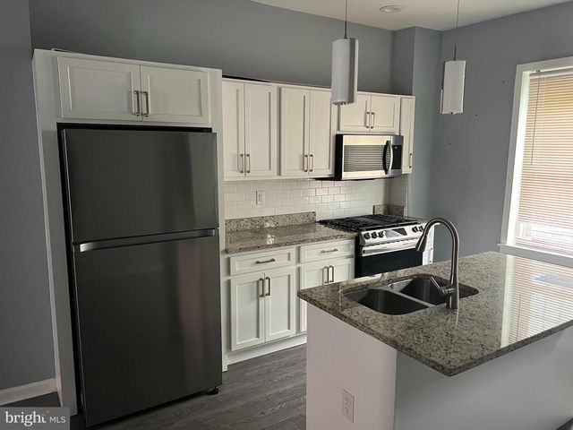 2405 MCELDERRY ST, Baltimore, MD 21205