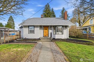 203 17th Street NW, Puyallup, WA 98371