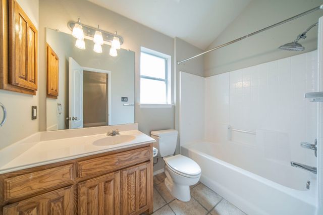 8249 Fall Crest Drive, Fort Worth, TX 76053