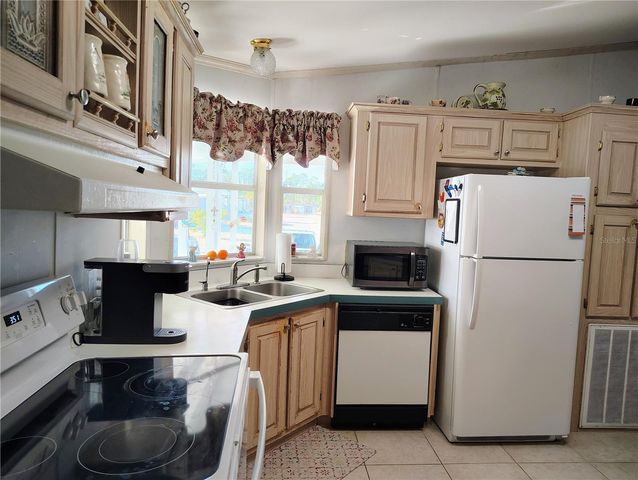 6822 HIKINA DRIVE, North Port, FL 34287