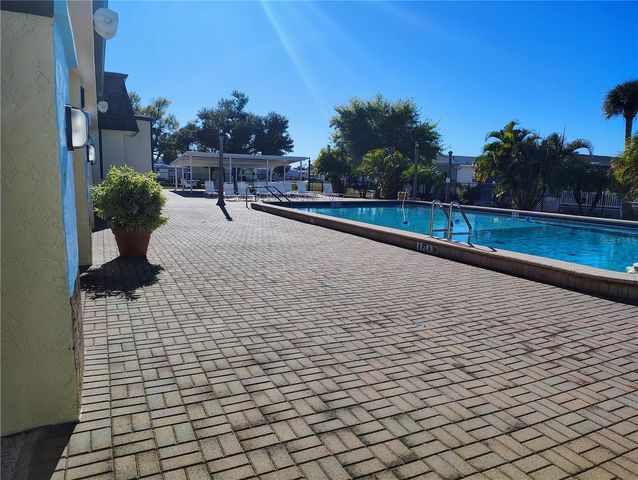 6822 HIKINA DRIVE, North Port, FL 34287