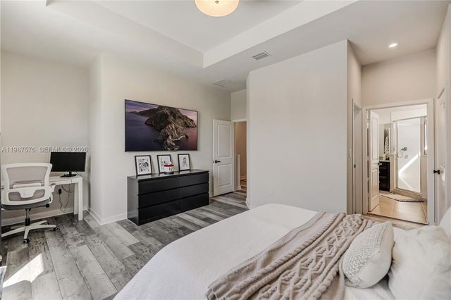 10902 SW 232nd Ter, Homestead, FL 33032