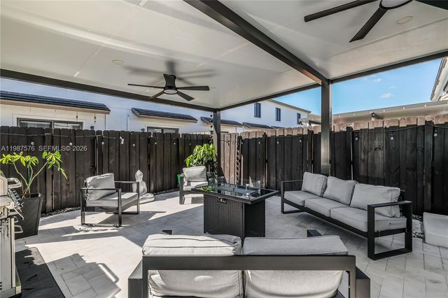 10902 SW 232nd Ter, Homestead, FL 33032