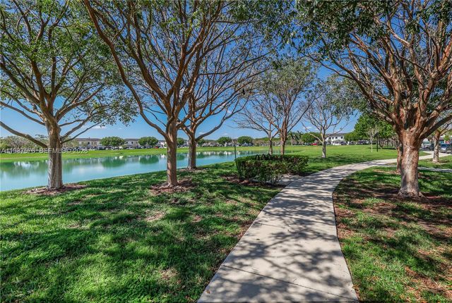 10902 SW 232nd Ter, Homestead, FL 33032