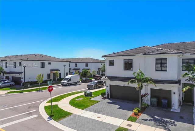 10902 SW 232nd Ter, Homestead, FL 33032