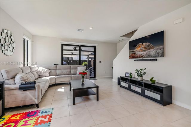 10902 SW 232nd Ter, Homestead, FL 33032