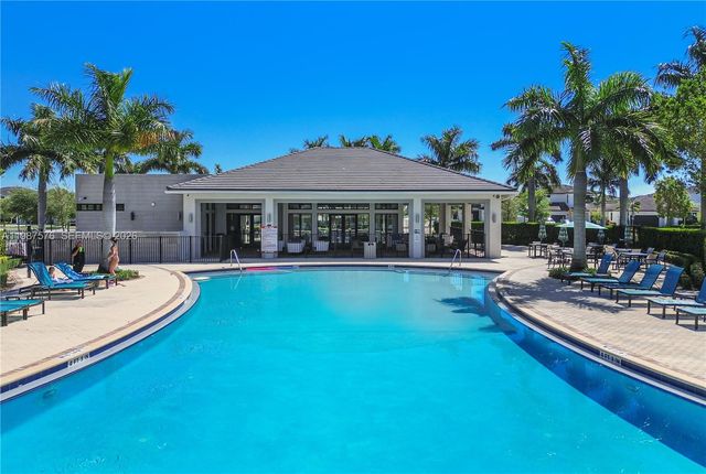 10902 SW 232nd Ter, Homestead, FL 33032