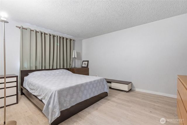 14506 NE 6th Place, Bellevue, WA 98007