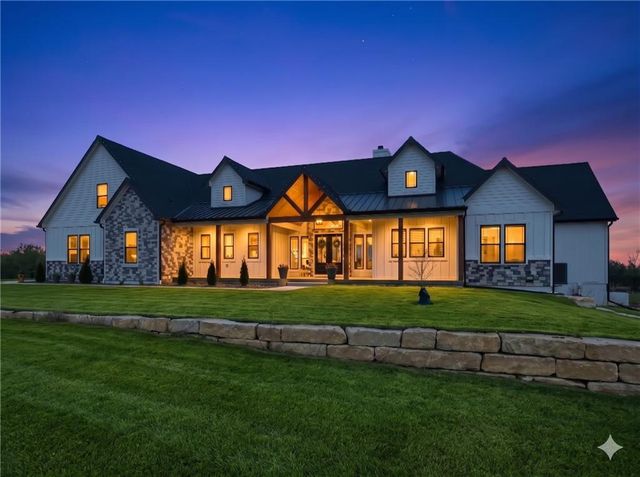 11730 Hollingsworth Road, Kansas City, KS 66109