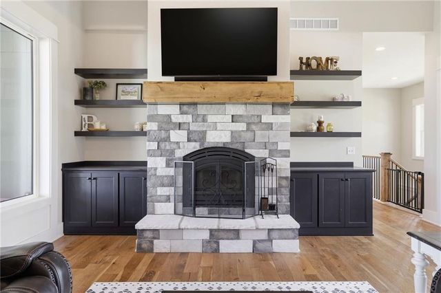 11730 Hollingsworth Road, Kansas City, KS 66109