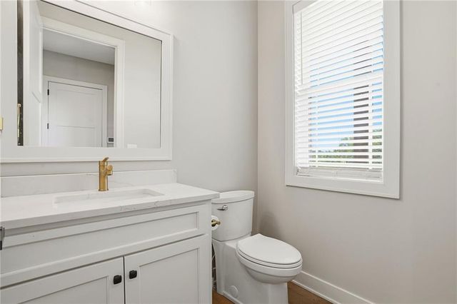 11730 Hollingsworth Road, Kansas City, KS 66109