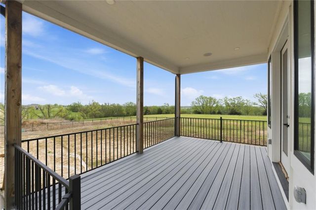 11730 Hollingsworth Road, Kansas City, KS 66109