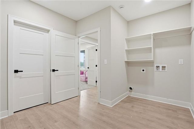 11730 Hollingsworth Road, Kansas City, KS 66109