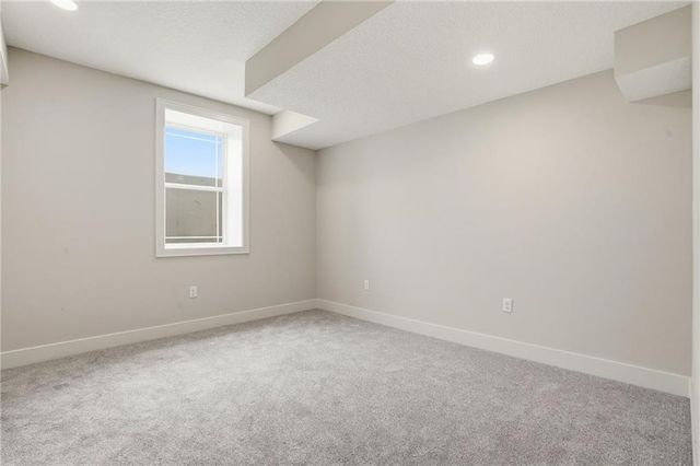 11730 Hollingsworth Road, Kansas City, KS 66109