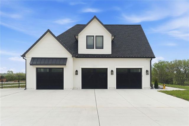 11730 Hollingsworth Road, Kansas City, KS 66109
