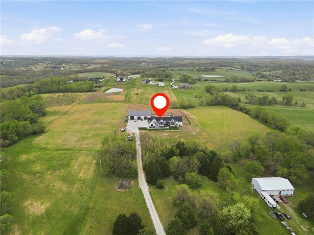 11730 Hollingsworth Road, Kansas City, KS 66109