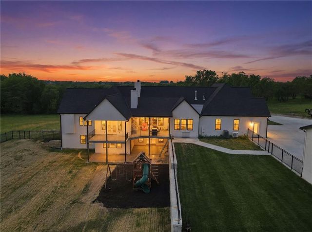 11730 Hollingsworth Road, Kansas City, KS 66109