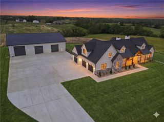 11730 Hollingsworth Road, Kansas City, KS 66109