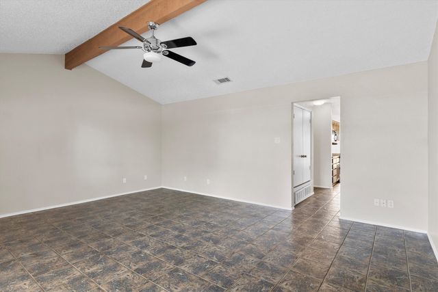 1109 Glenbrook Street, Benbrook, TX 76126