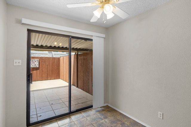 1109 Glenbrook Street, Benbrook, TX 76126