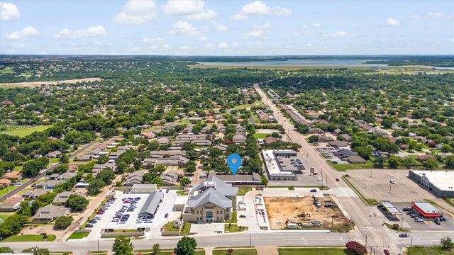 1109 Glenbrook Street, Benbrook, TX 76126