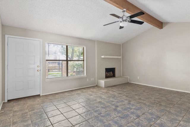 1109 Glenbrook Street, Benbrook, TX 76126