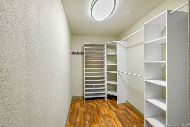 165 Lookout Drive, Lakehills, TX 78063