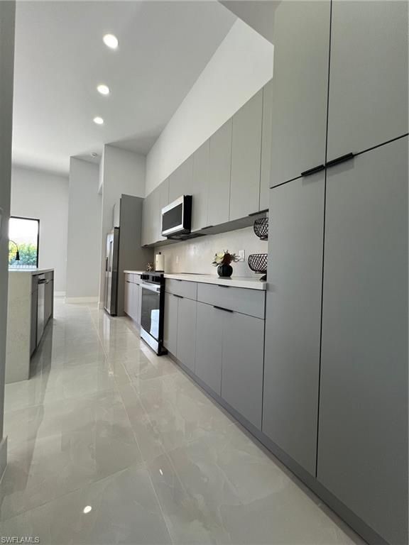 Image 8 of property listing at 3516 NW 9th TER, Cape Coral, FL 33993