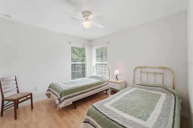 393 S DEXTER AVENUE, Deland, FL 32720