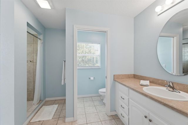 393 S DEXTER AVENUE, Deland, FL 32720