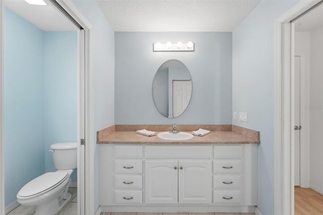 393 S DEXTER AVENUE, Deland, FL 32720