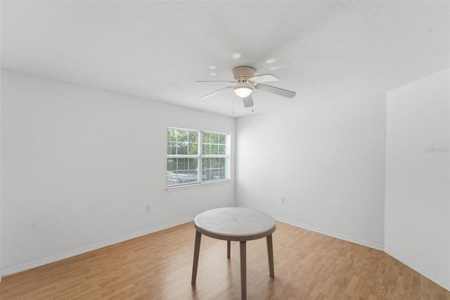 393 S DEXTER AVENUE, Deland, FL 32720