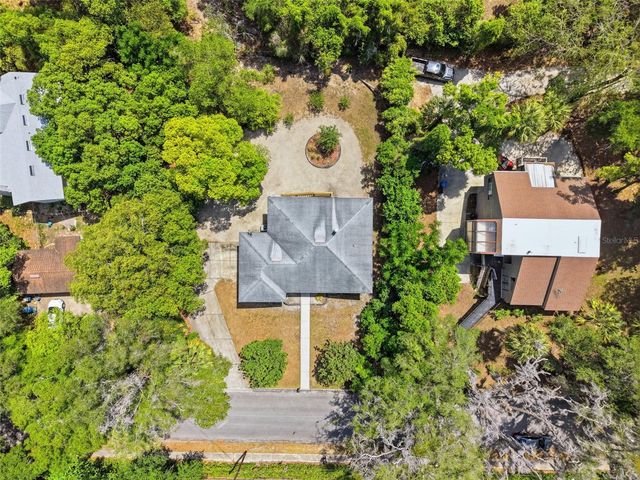 393 S DEXTER AVENUE, Deland, FL 32720