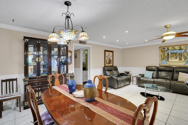 902 South Drive C, Delray Beach, FL 33445