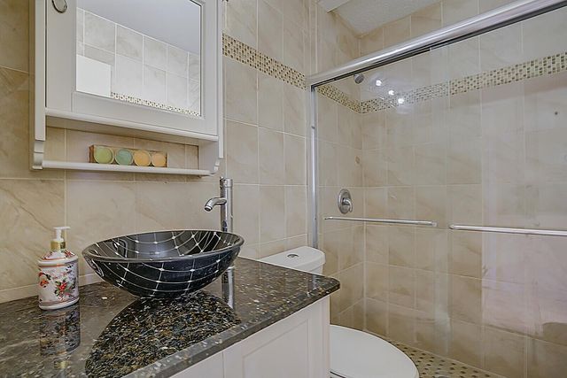 902 South Drive C, Delray Beach, FL 33445
