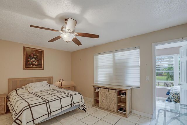 902 South Drive C, Delray Beach, FL 33445