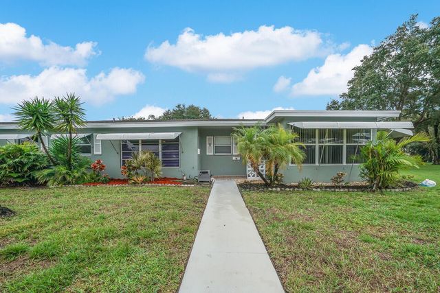 902 South Drive C, Delray Beach, FL 33445