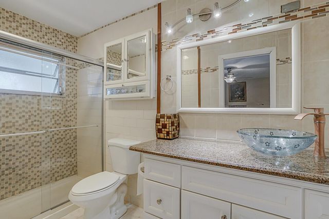 902 South Drive C, Delray Beach, FL 33445