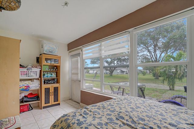 902 South Drive C, Delray Beach, FL 33445